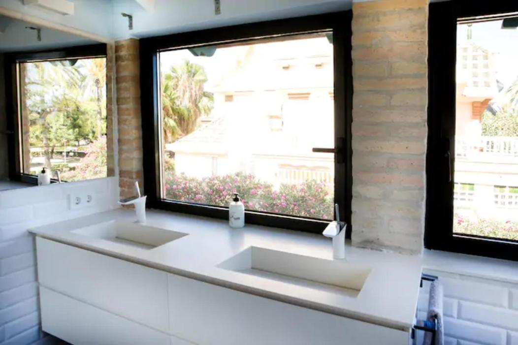 Villa St. Rafael Vilanova i la Geltrú Dış mekan fotoğraf
